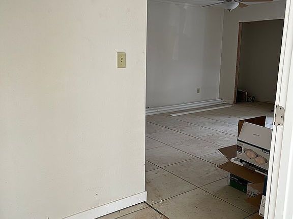 5th image of 257 N Pierce St