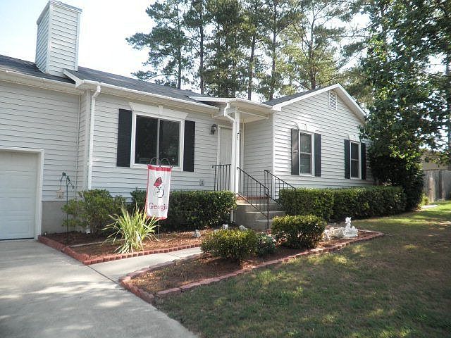 1st image of 118 Fornum Dr