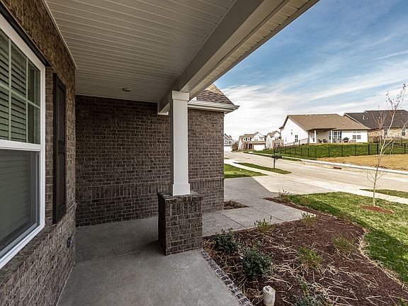4th image of 509 Black Walnut Dr