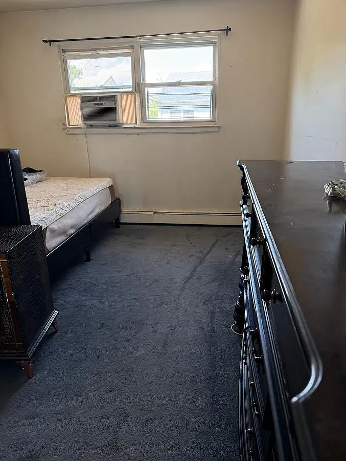 3 bed, 1050 sqft, $1,100 — Photo 4