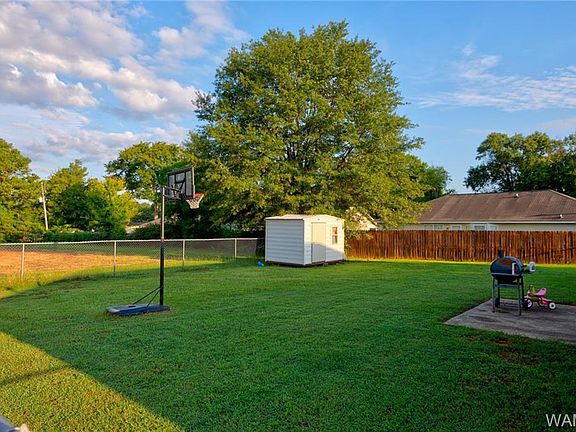 5th image of 3860 Southwood Trace Ln