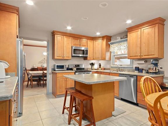 5th image of 3238 Hummingbird Hill Dr