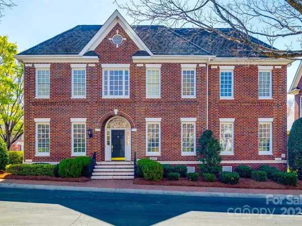 2622 Sheffield Crescent Ct, Charlotte, NC 28226