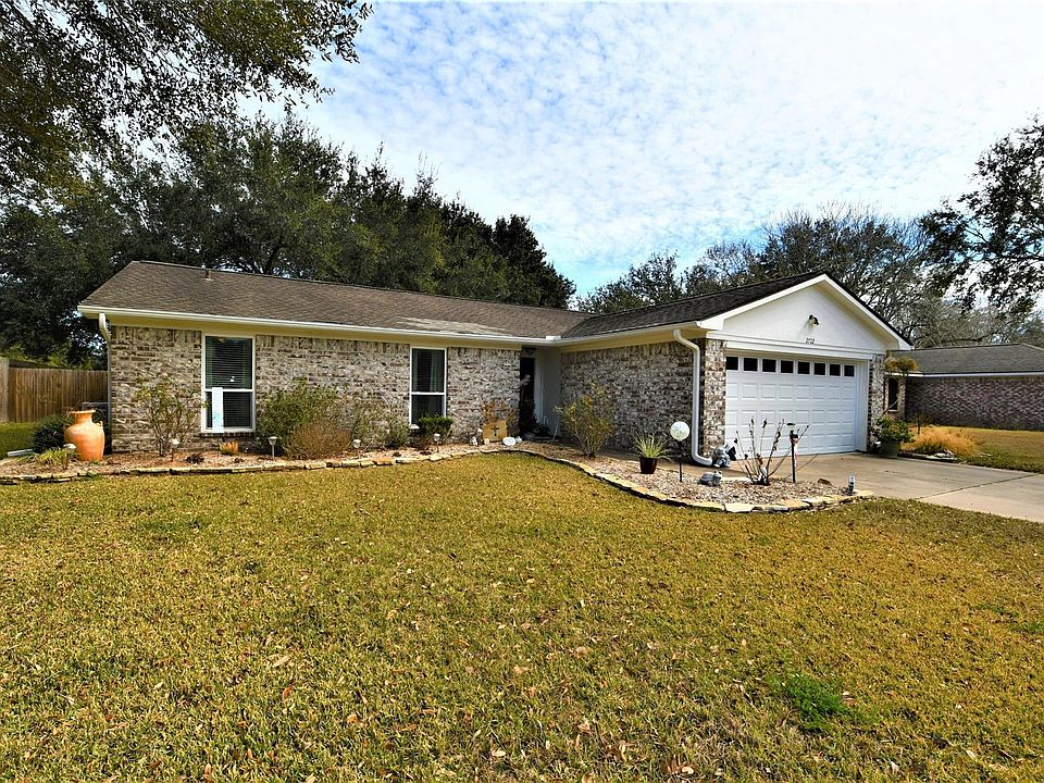 1st image of 2722 W Creek Dr