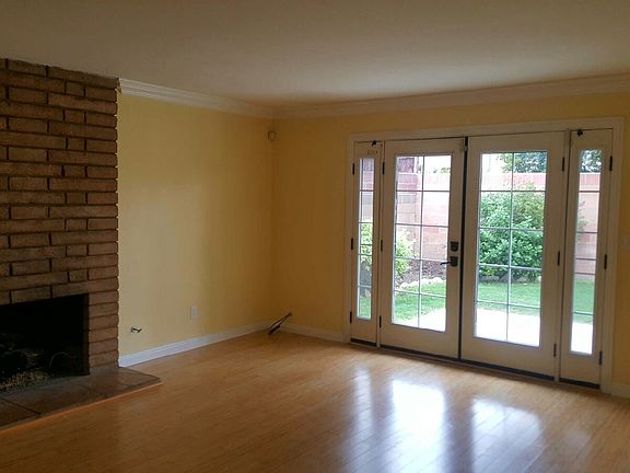 2nd image of 5445 Hackett Ave
