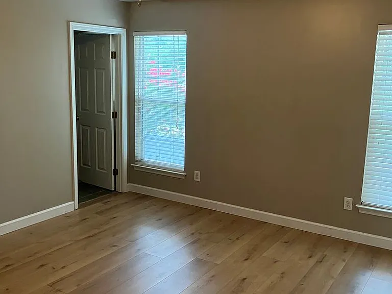 17730 Delmas Dr — Photo 17