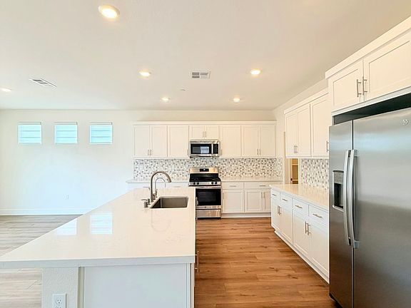 4th image of 5168 Maniago Way