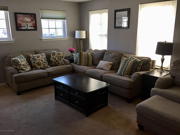 3rd image of 608 Harvest Way