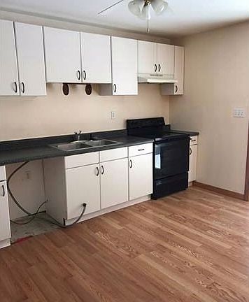 3rd image of 107 Homestead Ave APT A