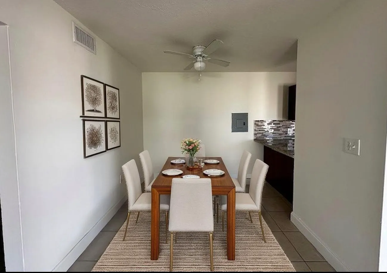 2 bed, 856 sqft, $2,400 — Photo 3