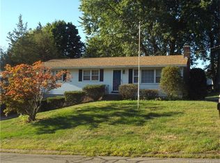 160 Dana Ln, Meriden, CT 06451