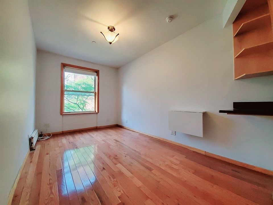 1st image of 109 Joralemon St APT 10B