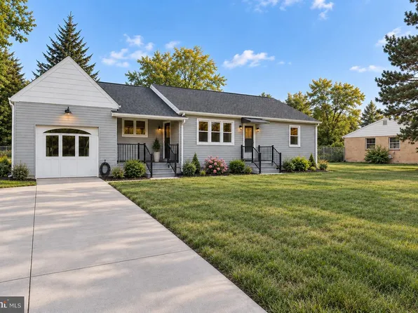 6601 Horseshoe Rd, Clinton, MD 20735