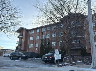 9201 S Kenton Ave #5-B, Oak Lawn, IL