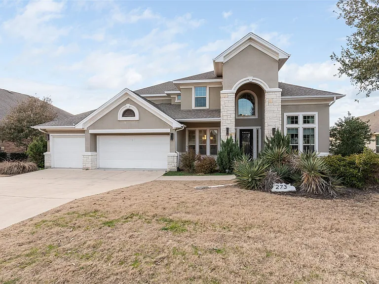 273 Jacksdaw Dr — Photo 1