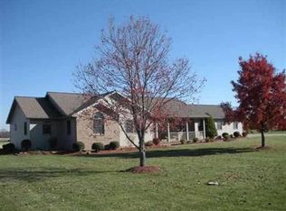 445 Rr 1, Lawrenceville, IL 62439