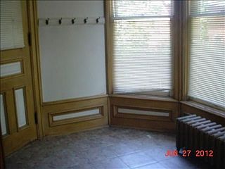 3rd image of 214 W Tiffin St