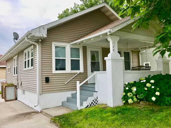 129 Oak Grove Ave, Green Bay, WI 54302