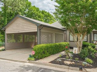 526 Gardenia Ln, Marietta, GA 30068