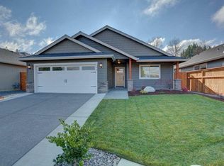 154 SE Briggs Way, Grants Pass, OR 97527