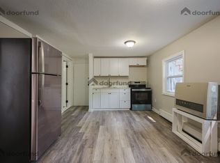 11 Main St #8, Pittsfield, NH 03263