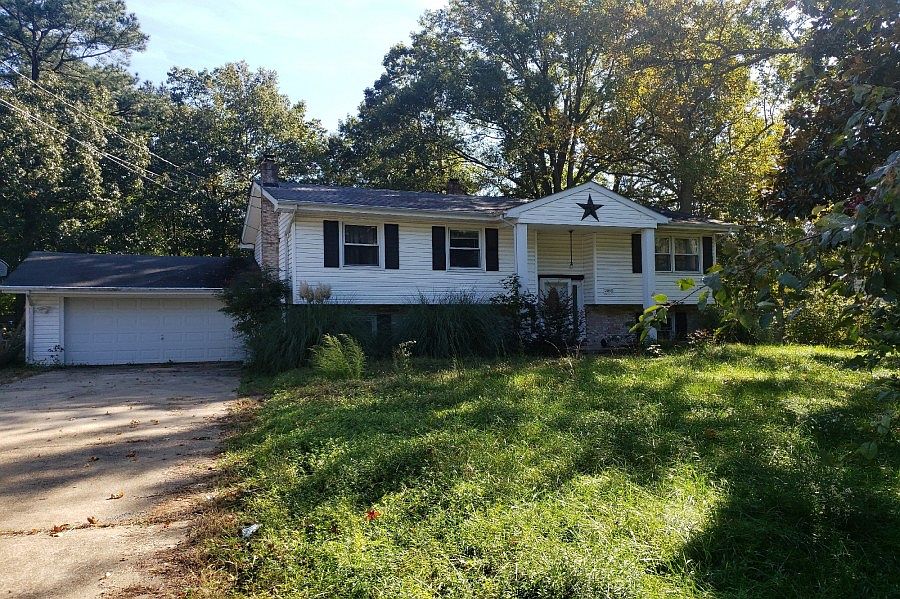1st image of 21498 S Essex Dr