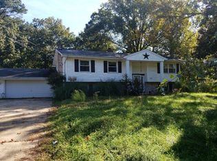 21498 S Essex Dr, Lexington Park, MD 20653