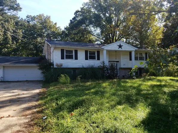 21498 S Essex Dr, Lexington Park, MD 20653