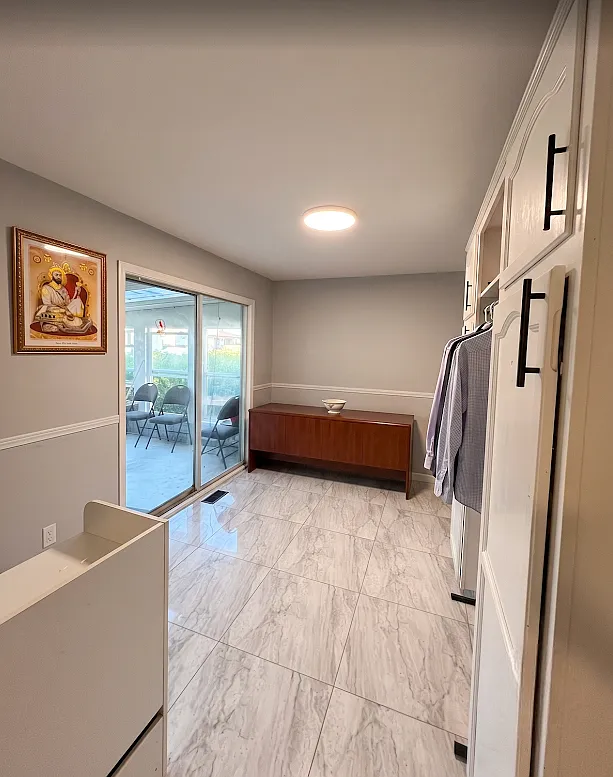 3 bed, 1300 sqft, $2,500 — Photo 3