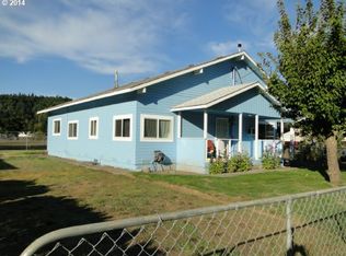 47689 Bain St, Oakridge, OR 97463