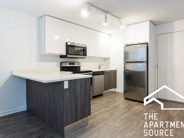 940 W Carmen Ave #411, Chicago, IL 60640