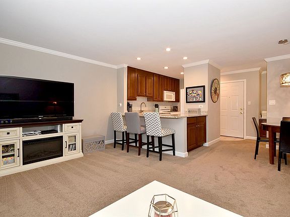 3rd image of 2406 N Kennicott Dr #2A
