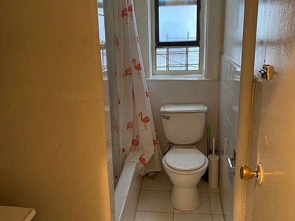 3rd image of 1020 President St #2EE