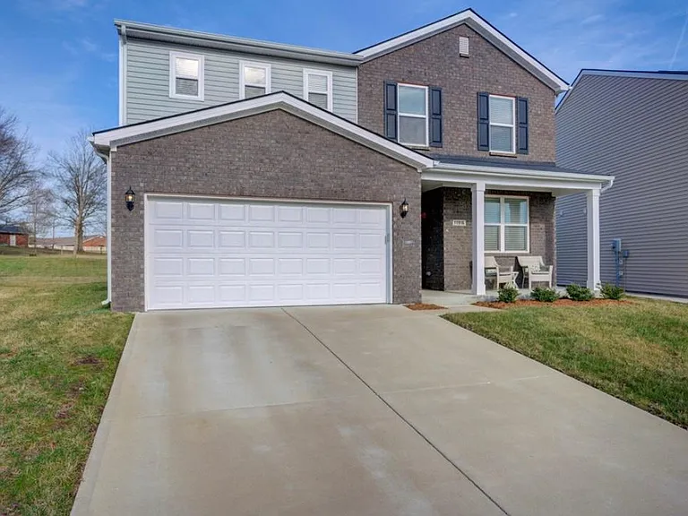11916 Trottingham Cir — Photo 2