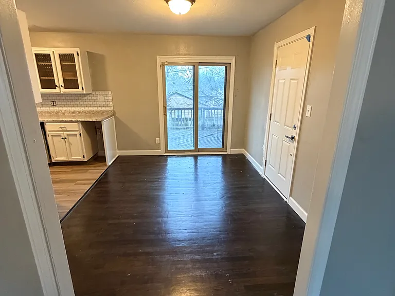 5119 N Cleveland Ave — Photo 4