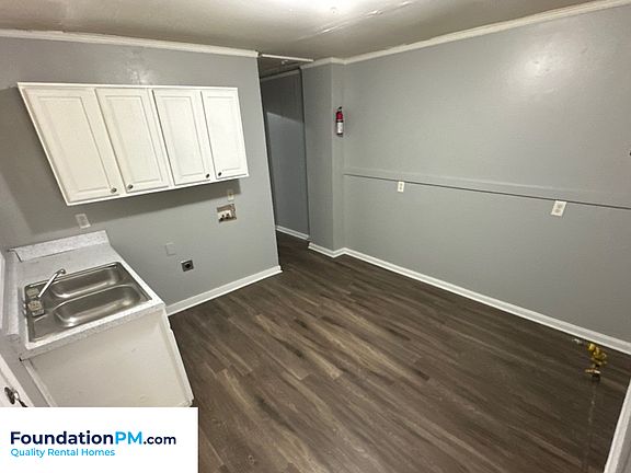 2nd image of 2312 Norman Ave #1