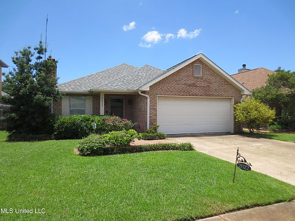 4th image of 2622 Palmer Dr