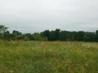 W263N6233 Ridge Dr, Lisbon, WI 53089