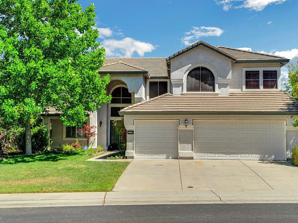 1st image of 3272 Goldstone Dr