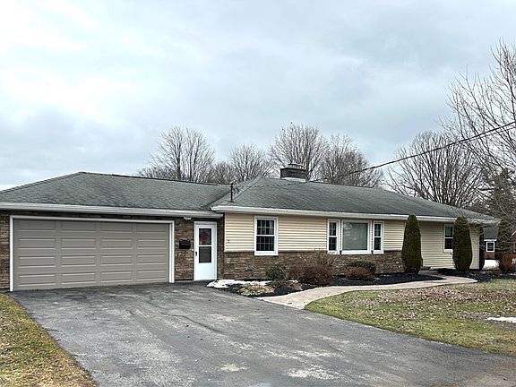 2nd image of 2 Bermuda Rd