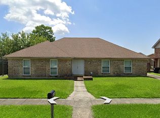 6810 Glengary Rd, New Orleans, LA 70126