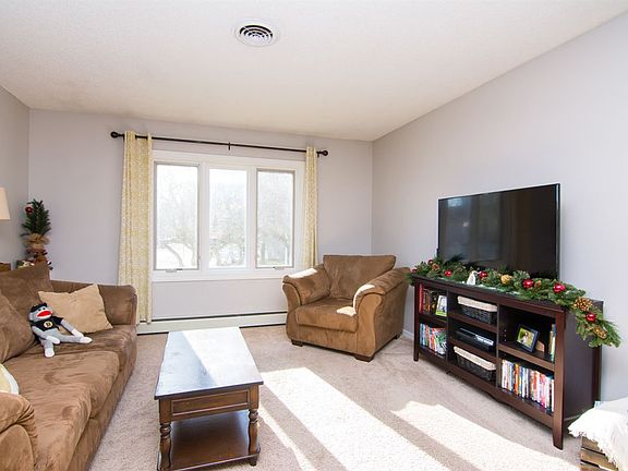 4th image of 2854 Sterling Dr