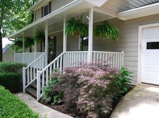 3493 Millers Pl, Gainesville, GA 30506
