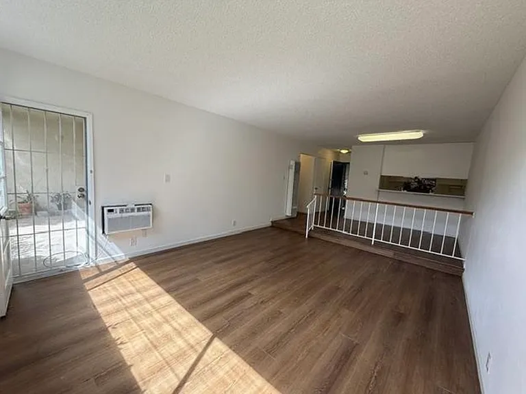 1731 Ellis St #26 — Photo 5