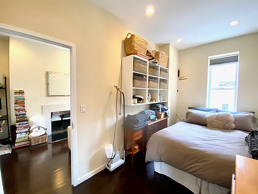 Rented by Corcoran | media 6