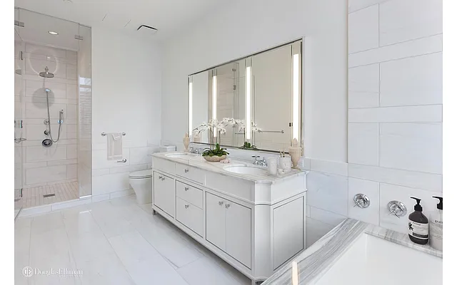 Rented by Douglas Elliman | media 13
