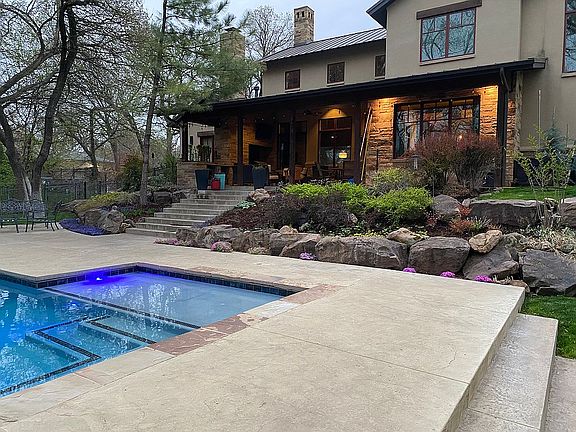 4th image of 10414 Creek Meadow Dr