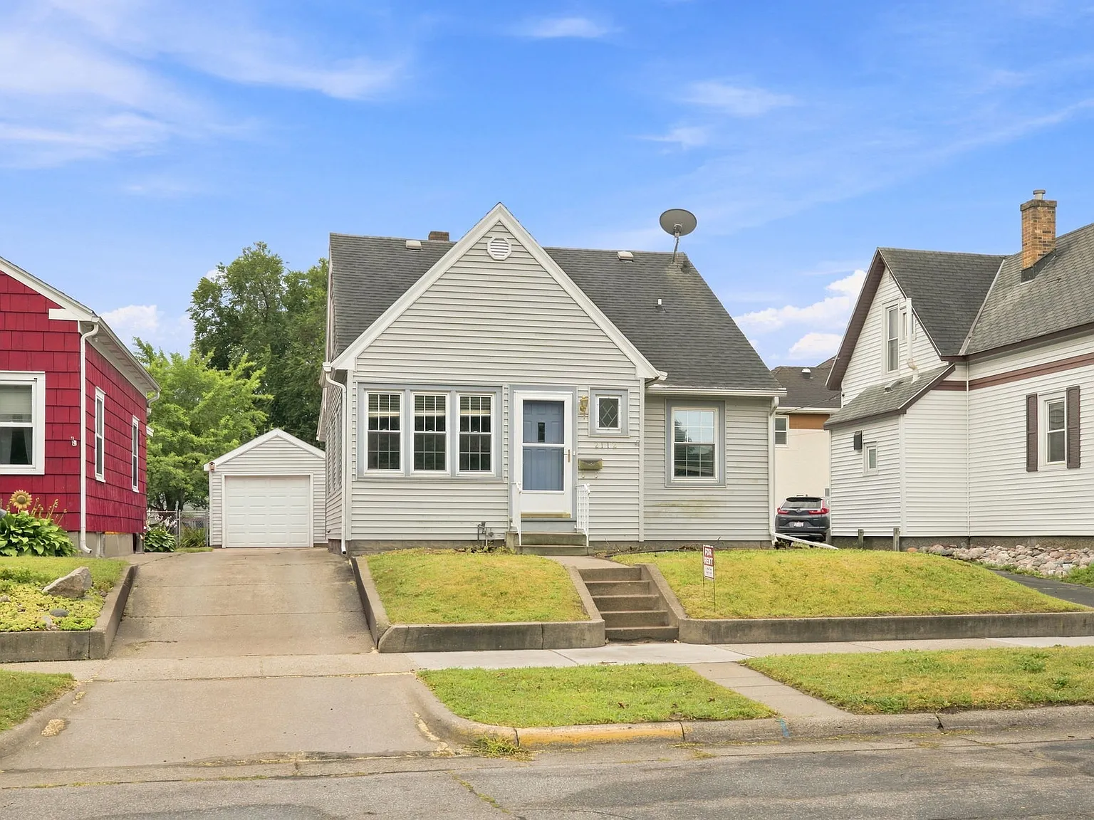 4 bed, 1777 sqft, $2,000 — Photo 2