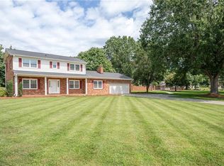 5111 Queensway Rd, Winston Salem, NC 27127