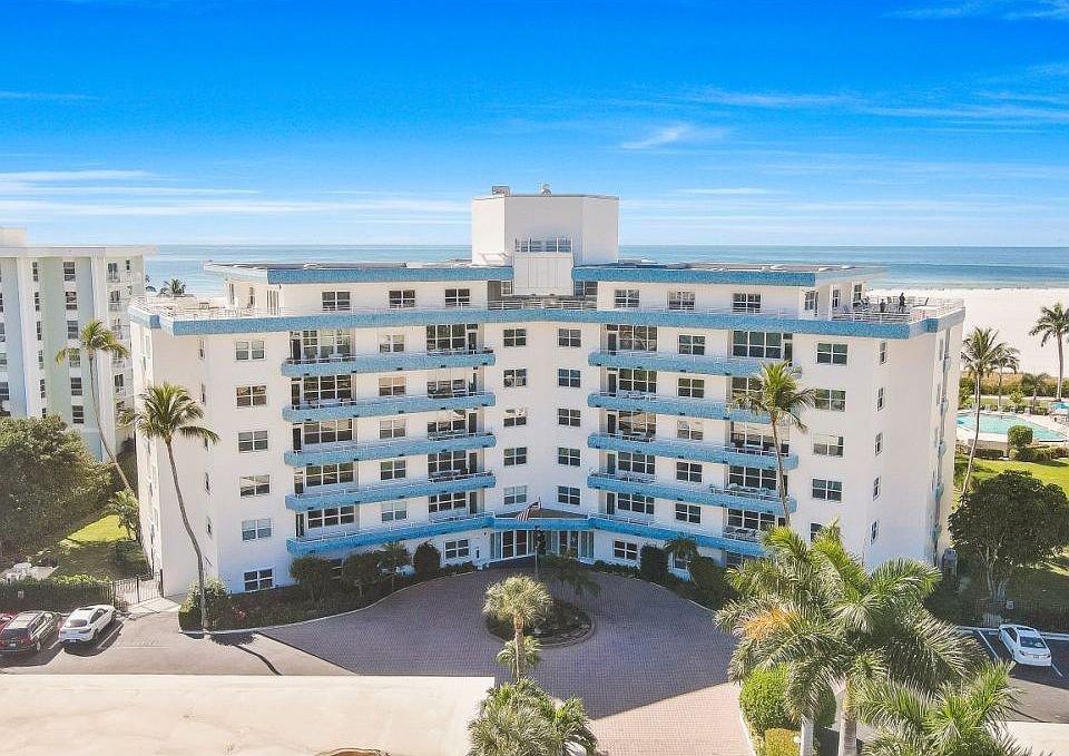 1st image of 220 Seaview Ct APT 207